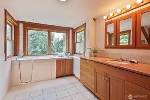 2970 Smugglers Cove Rd, Greenbank, WA 98253 - Photo 12