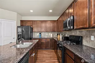 18834 110th Ave Ct E, Puyallup, WA 98374 - Photo 12