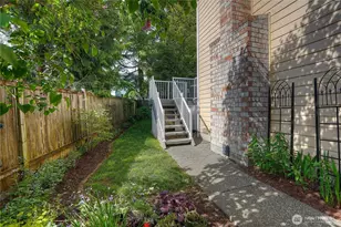 1952 S 371st Pl, Federal Way, WA 98003 - Photo 30