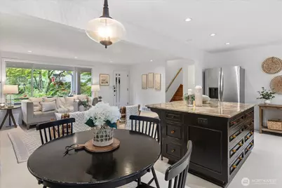 9918 227th Place SW, Edmonds, WA 98020 - Photo 4
