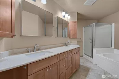 7728 Fairway Avenue SE #903, Snoqualmie, WA 98065 - Photo 10
