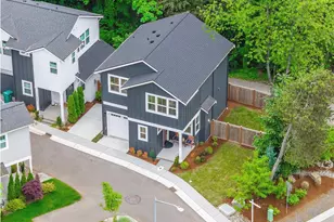 11603 NE 155th St, Kirkland, WA 98034 - Photo 2
