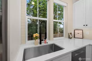 11603 NE 155th St, Kirkland, WA 98034 - Photo 12