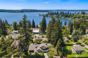 9419 NE 5th St, Bellevue, WA 98004 - Photo 2