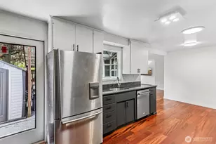 8613 42nd Ave S, Seattle, WA 98118 - Photo 12