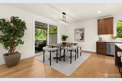 815 130th Avenue NE, Bellevue, WA 98005 - Photo 14