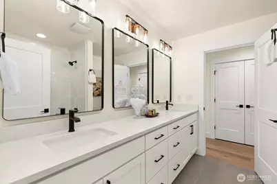815 130th Avenue NE, Bellevue, WA 98005 - Photo 26