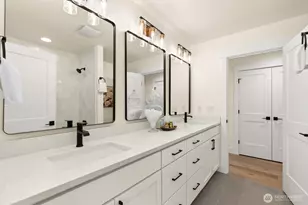 815 130th Ave NE, Bellevue, WA 98005 - Photo 26