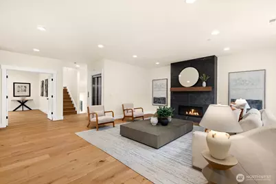 815 130th Avenue NE, Bellevue, WA 98005 - Photo 8