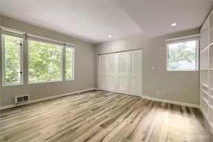 2700 4th Ave, Seattle, WA 98121 - Photo 16
