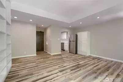 2700 4th Avenue #301, Seattle, WA 98121 - Photo 10