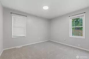 10612 Lake Steilacoom Dr SW, Lakewood, WA 98498 - Photo 32