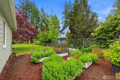 10612 Lake Steilacoom Drive SW, Lakewood, WA 98498 - Photo 36