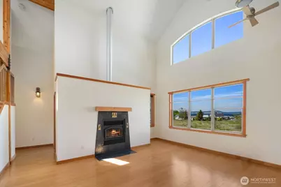38104 Hillview Lane NE, Hansville, WA 98340 - Photo 14