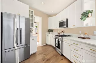 2112 N 64th St, Seattle, WA 98103 - Photo 16
