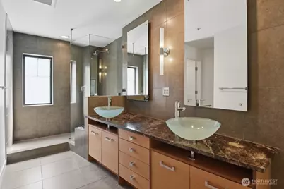 10575 NE 12th Place #104, Bellevue, WA 98004 - Photo 10