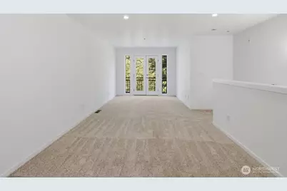 10575 NE 12th Place #104, Bellevue, WA 98004 - Photo 8