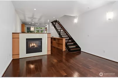 10575 NE 12th Place #104, Bellevue, WA 98004 - Photo 4
