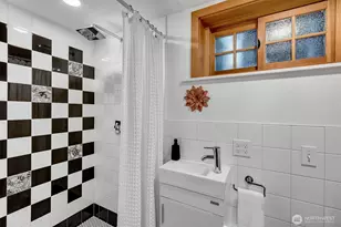 3601 E Cherry St, Seattle, WA 98122 - Photo 30