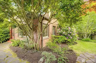 3601 E Cherry St, Seattle, WA 98122 - Photo 4