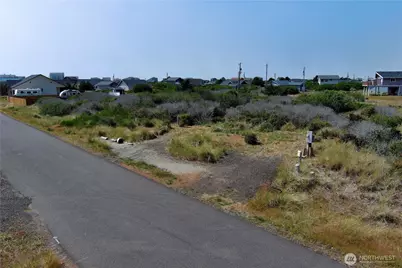 408 N Bel Air Loop SW, Ocean Shores, WA 98569 - Photo 16