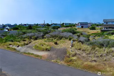 408 N Bel Air Loop SW, Ocean Shores, WA 98569 - Photo 10