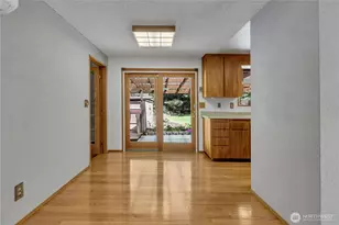 31032 228th Ave SE, Black Diamond, WA 98010 - Photo 6