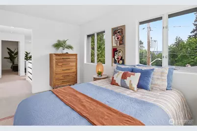 10215 Waters Avenue S, Seattle, WA 98178 - Photo 24