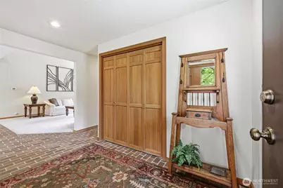9520 Odin Way, Bothell, WA 98011 - Photo 2