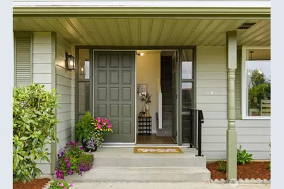 9112 10th Avenue SE, Everett, WA 98208 - Photo 2