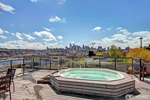 1504 Aurora Ave N, Seattle, WA 98109 - Photo 4