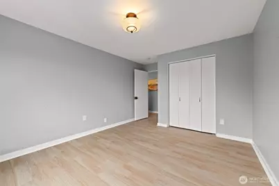 1800 Taylor Avenue N #210, Seattle, WA 98109 - Photo 20