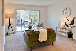 5834 NE 75th St, Seattle, WA 98115 - Photo 10