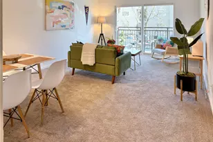 5834 NE 75th St, Seattle, WA 98115 - Photo 8