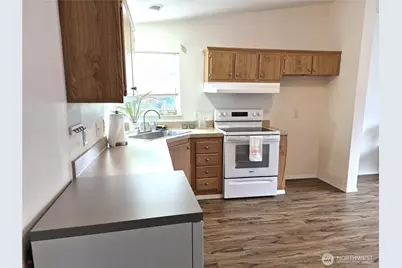 411 W Grove Street #F, Shelton, WA 98584 - Photo 6