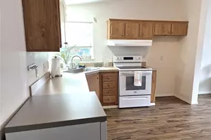 411 W Grove St, Shelton, WA 98584 - Photo 6