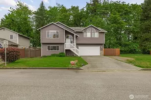 20112 44th Dr NE, Arlington, WA 98223 - Photo 2