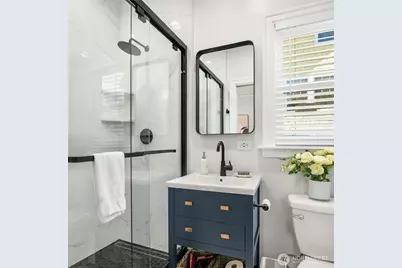 601 Fullerton Avenue, Seattle, WA 98122 - Photo 14