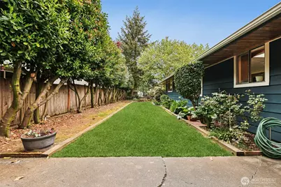 2528 130th Street SE, Everett, WA 98208 - Photo 34