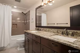 17206 SE 46th St, Bellevue, WA 98006 - Photo 26