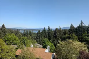 3416 161st Court Southeast, Bellevue, WA 98008 - Photo 2
