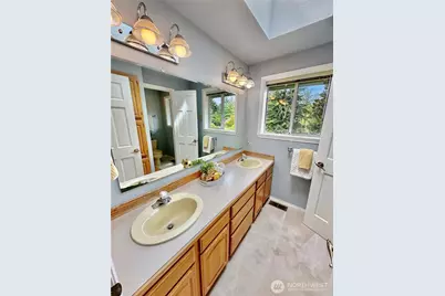 2402 36th Avenue NE, Olympia, WA 98506 - Photo 34