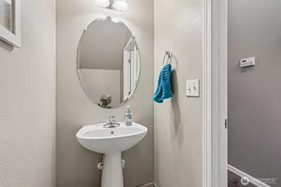 8903 NE 41st Avenue, Vancouver, WA 98665 - Photo 12