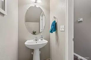 8903 NE 41st Ave, Vancouver, WA 98665 - Photo 12