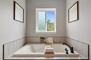 1927 SW Cooper Way, Oak Harbor, WA 98277 - Photo 20