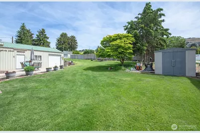 2901 Sunset Highway, East Wenatchee, WA 98802 - Photo 28