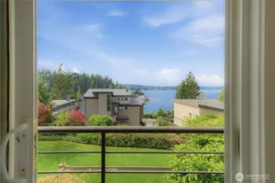 9829 NE 1st St, Bellevue, WA 98004 - Photo 20