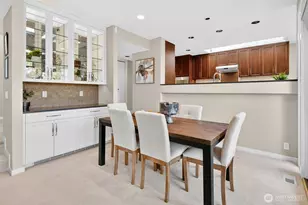 9829 NE 1st St, Bellevue, WA 98004 - Photo 8