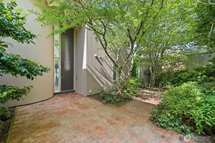 9829 NE 1st St, Bellevue, WA 98004 - Photo 30