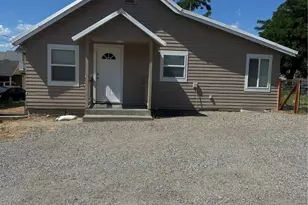 1007 N Baker Ave, East Wenatchee, WA 98802 - Photo 1
